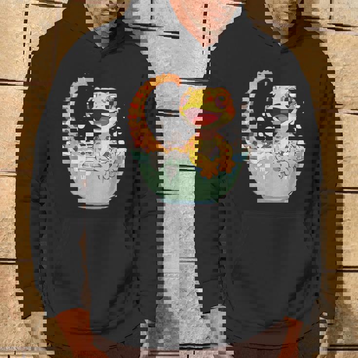 ヒョウモントカゲモドキ シャワー かわいい 野生動物 トカゲ パーカー ライフスタイル