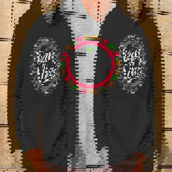 ビーガンバイブ 面白い 菜食主義 草食動物 ベジタリアン感謝 パーカー ライフスタイル