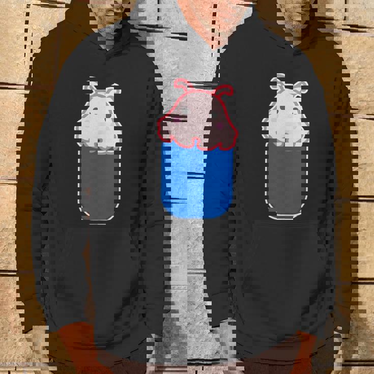 メンダコ（いん ざ ポケット）ワンポイント 胸【どうぶつフレンズ】ゆるくて かわいい 動物 グッズ イラスト 面白い パーカー ライフスタイル