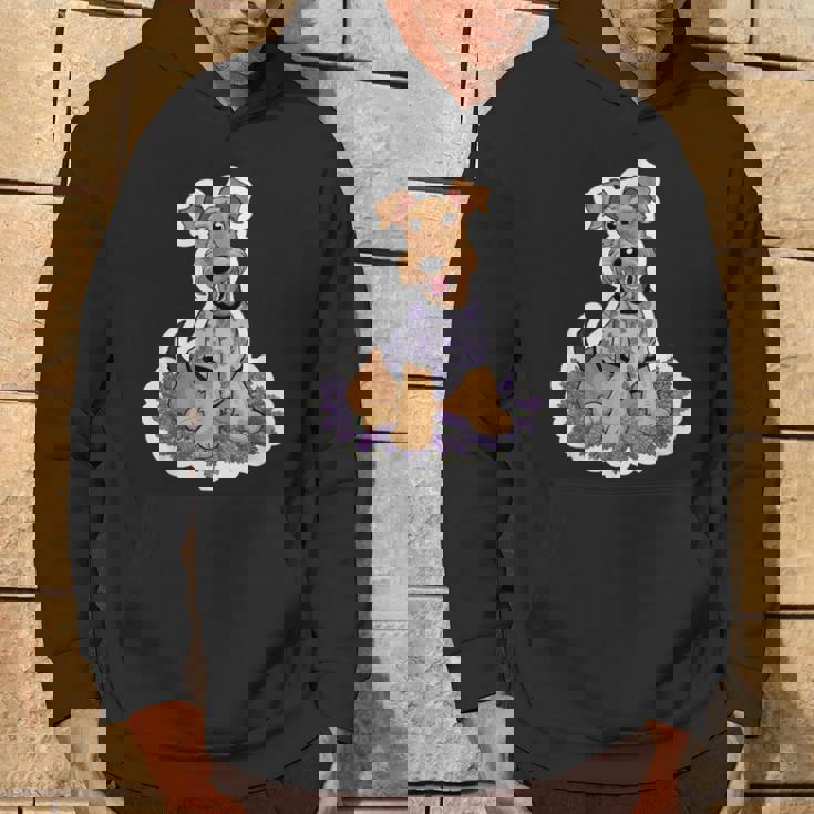 ライラックのエアデール テリア パーカー ライフスタイル