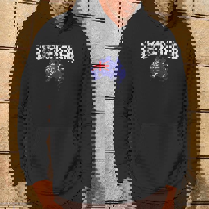 ヴィンテージオーストラリア地図、オーストラリア国旗お土産tシャツ。 パーカー ライフスタイル