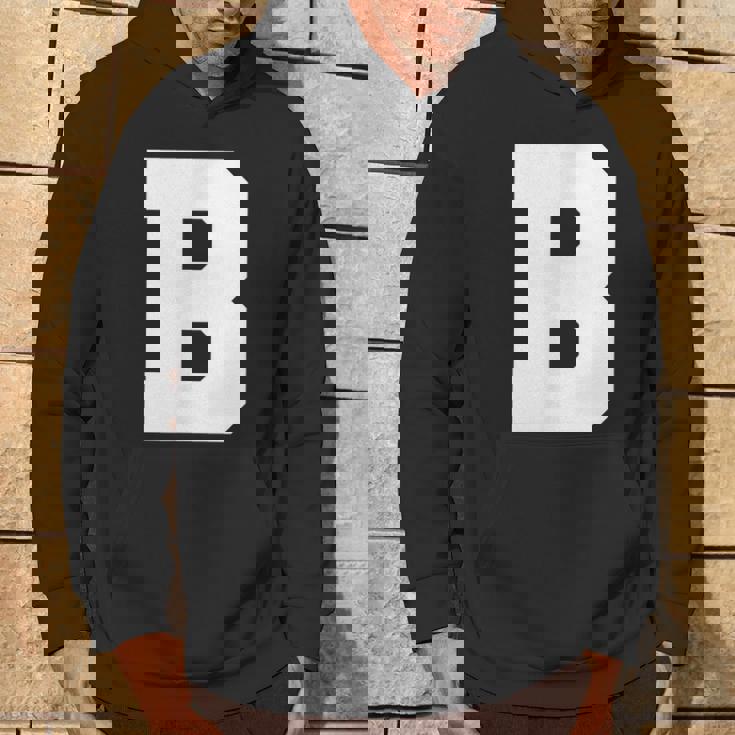 大文字b アルファベットモノグラム イニシャル パーカー ライフスタイル