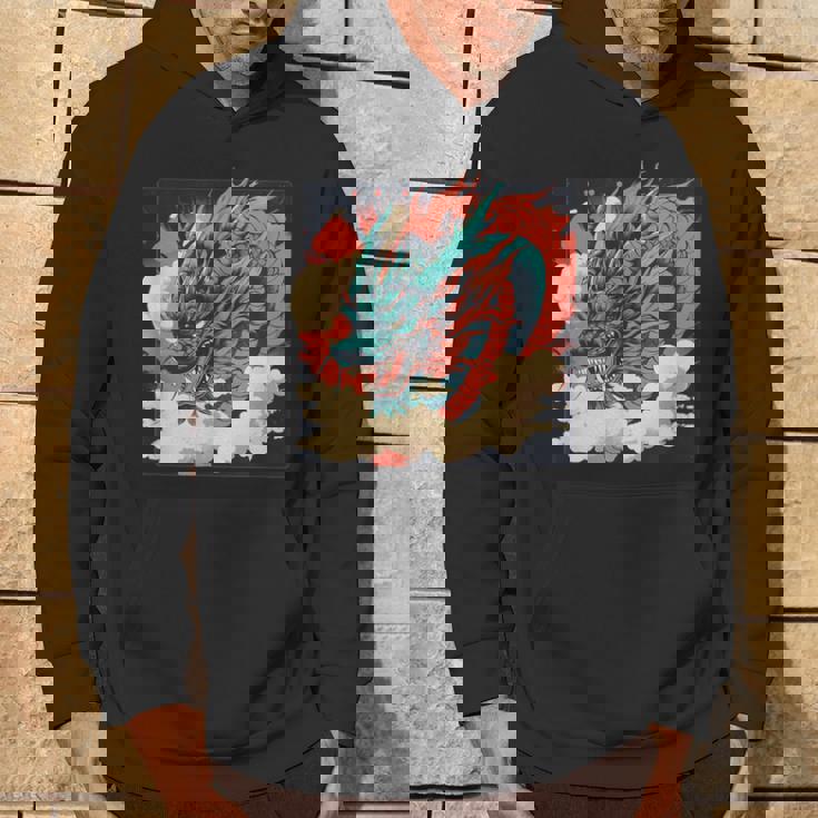 大胆でクールな外観の素晴らしい日本のドラゴン。 パーカー ライフスタイル