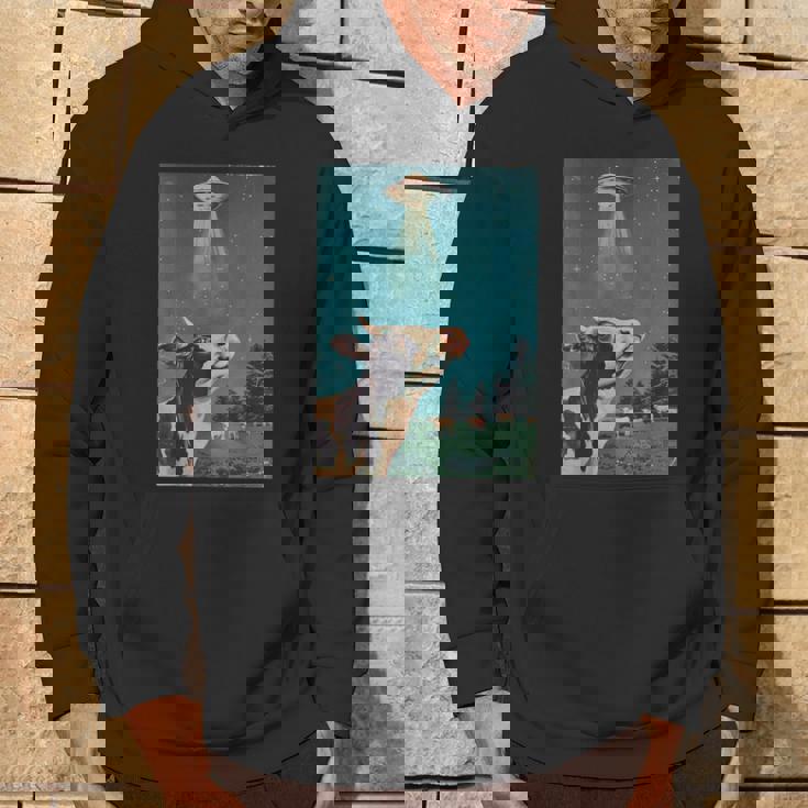 牛とufo ヴィンテージ 面白い アート レトロ グラフィック パーカー ライフスタイル