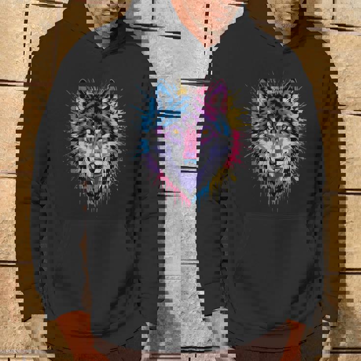 素晴らしいオオカミの頭の色彩。 パーカー ライフスタイル