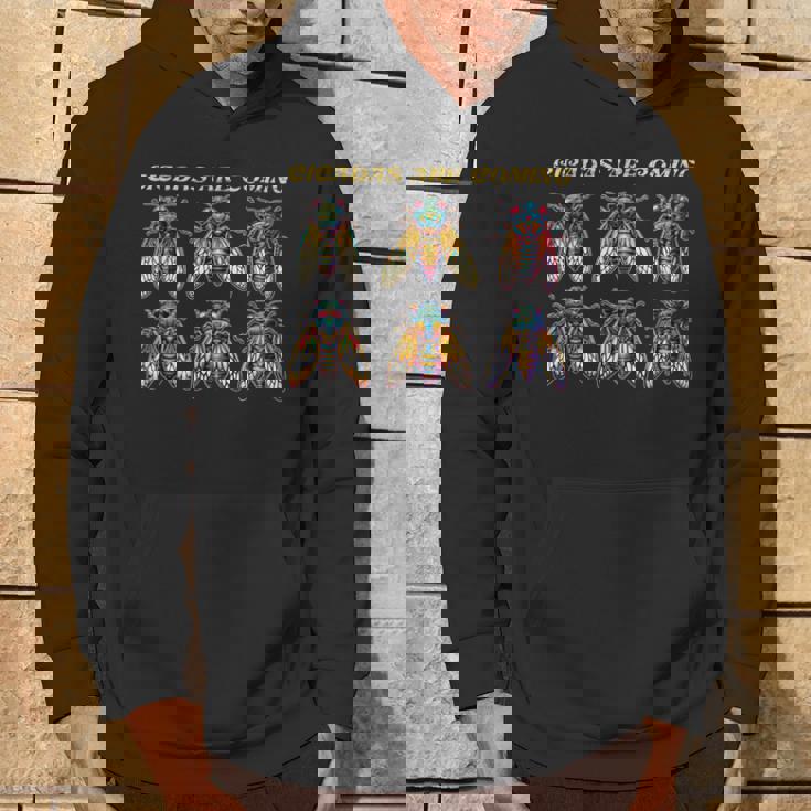 蝉がやってくる、蝉ゲドン2024 蝉 パーカー ライフスタイル