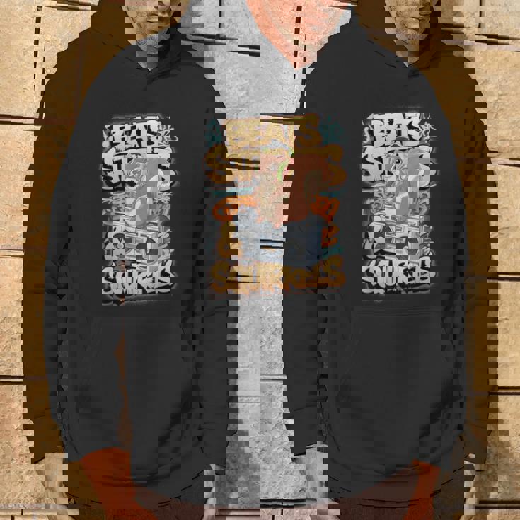 都市公園の都会のリス スタイリッシュで楽しいどんぐりアドベンチャー パーカー ライフスタイル