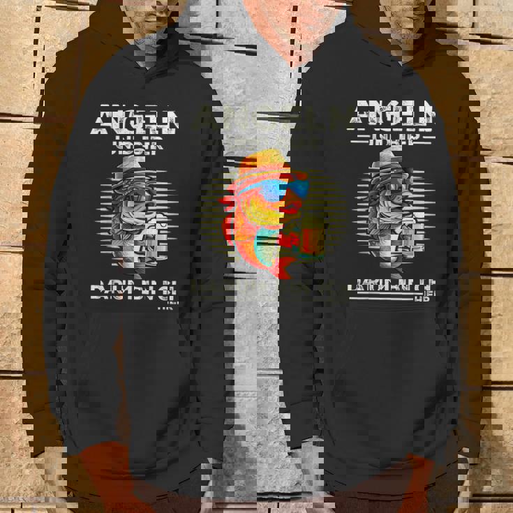 釣り人の服 面白いことわざ釣りとビールサーモンデザイン パーカー ライフスタイル