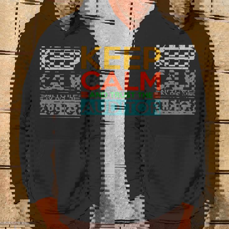 面白い監査人 パーカー ライフスタイル