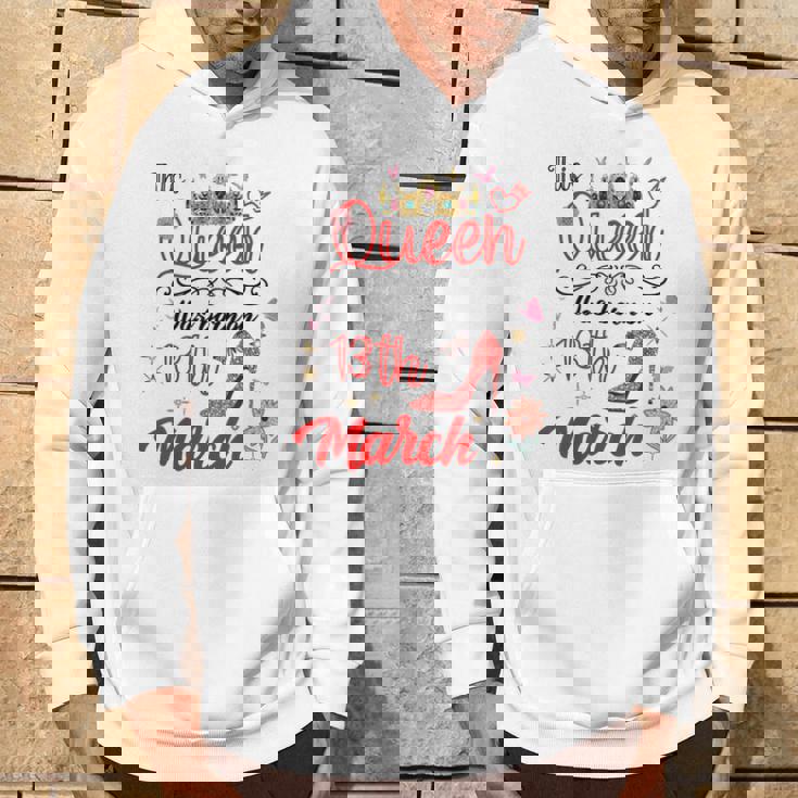 3月13日 誕生日 この女王は3月13日に生まれました パーカー ライフスタイル