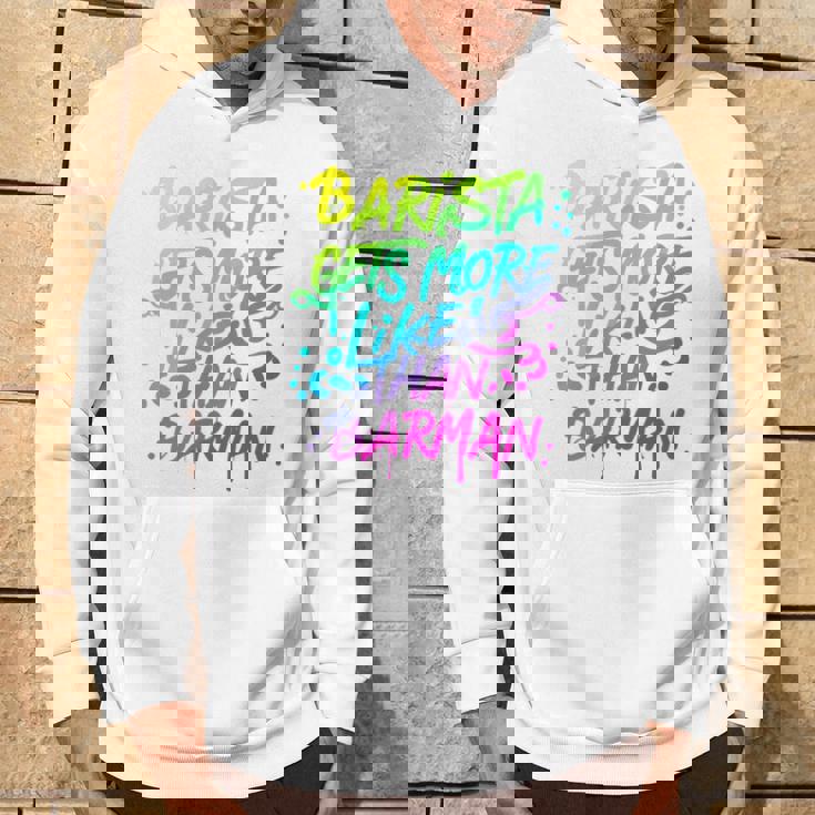 Cool Barista Gets More Likes Than Barman、バリスタ、バーマンより 長袖tシャツ パーカー ライフスタイル