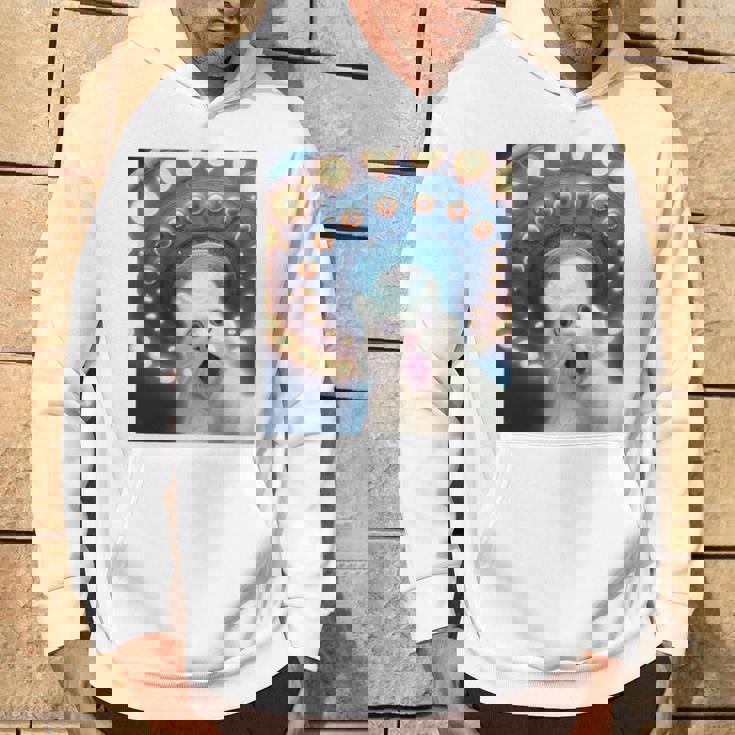 Ufo エイリアンフライングソーサー付き面白い白猫愛好家セルフィー 長袖tシャツ パーカー ライフスタイル