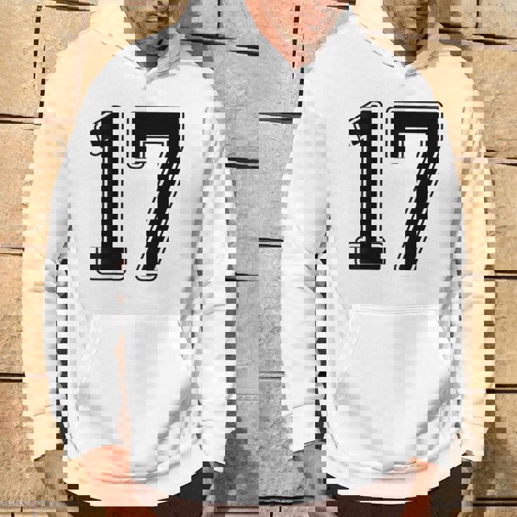 【バックプリント・背中側】17 数字 背番号 ユニフォーム ナンバー【ブラック／黒の文字】スポーツ 野球 サッカー 部活 パーカー ライフスタイル