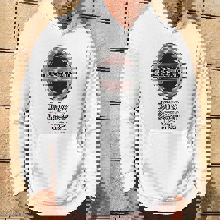 【バックプリント・背中側】Ossan おっさん（車好き ロゴ エンブレム パロディ）【変なデザイン屋さん】文字 面白い パーカー ライフスタイル