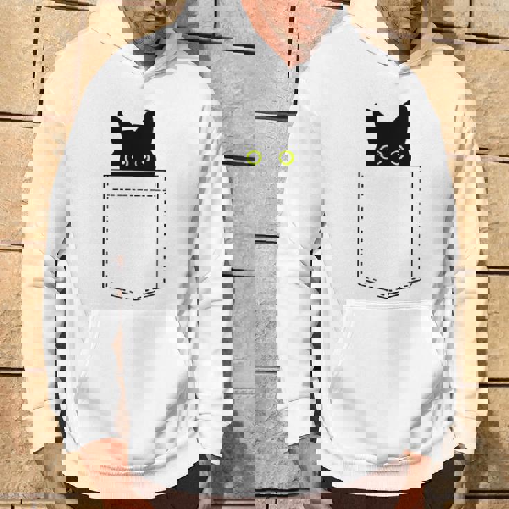 【ポケットから覗くネコ】黒猫 にゃんこ 猫好き 猫 可愛い ネコ 子猫 ネコ好き 面白い 変な 遊び心 ネタ ウケ狙い パーカー ライフスタイル