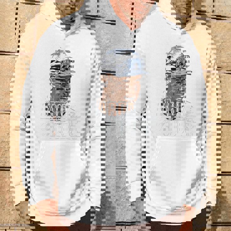 アーロン・ジャッジ パーカー ライフスタイル