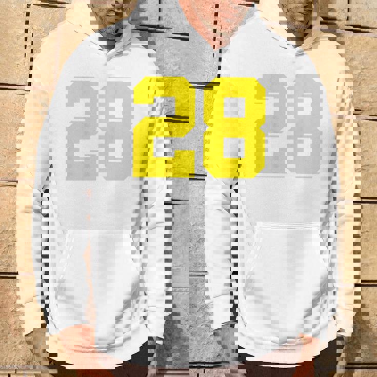 イエローナンバー28 背面 スポーツチーム ジャージ番号 パーカー ライフスタイル