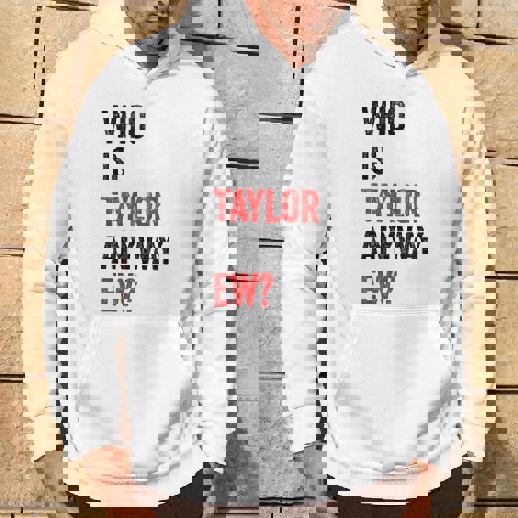 テイラー・ユーテイラーって誰？とにかく面白い パーカー ライフスタイル