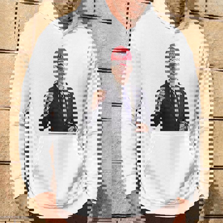 トランプの帽子をかぶったバイデンの陽気なグラフィック 長袖tシャツ パーカー ライフスタイル