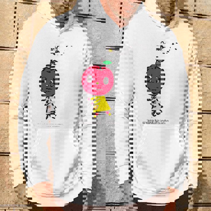 ハチさんとおにごっこ パーカー ライフスタイル