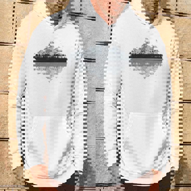 森 山 反射 野生動物 自然 ハイキング ハイカー パーカー ライフスタイル