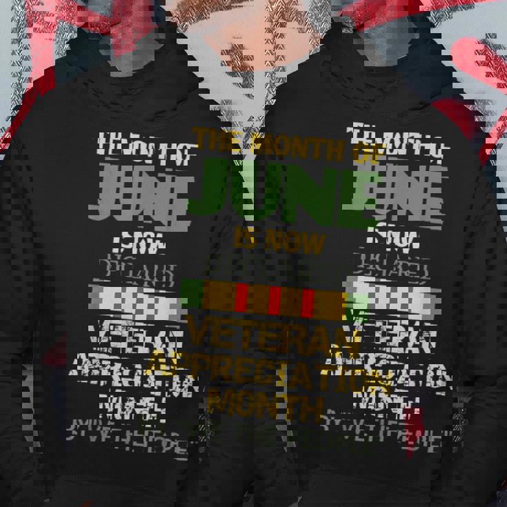 6月が退役軍人感謝月間として宣言されました パーカー 面白い贈り物