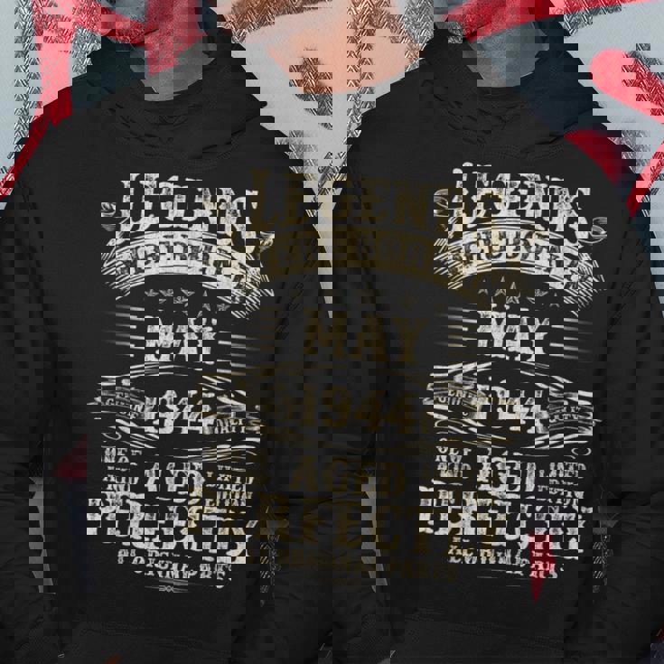 80歳の誕生日ギフト 男性用 面白い 80歳 May 1944 パーカー 面白い贈り物