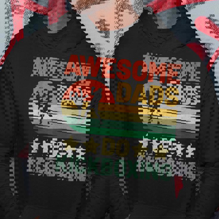 Awesome Dads Do キックボクシング キックボックス キックボクサー パーカー 面白い贈り物