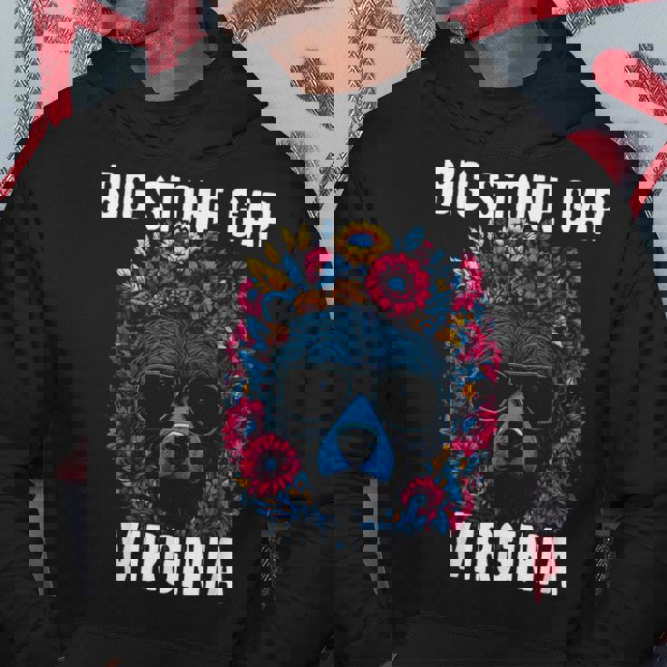 Bigtone Gap バージニア Usa クマと花のデザイン パーカー 面白い贈り物