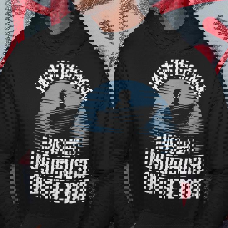 In My Defense I Was Unwatched On The Boat Fishing愛好家 パーカー 面白い贈り物