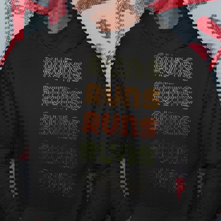 Love Heart Runs グランジ ビンテージスタイル ブラック ラン パーカー 面白い贈り物