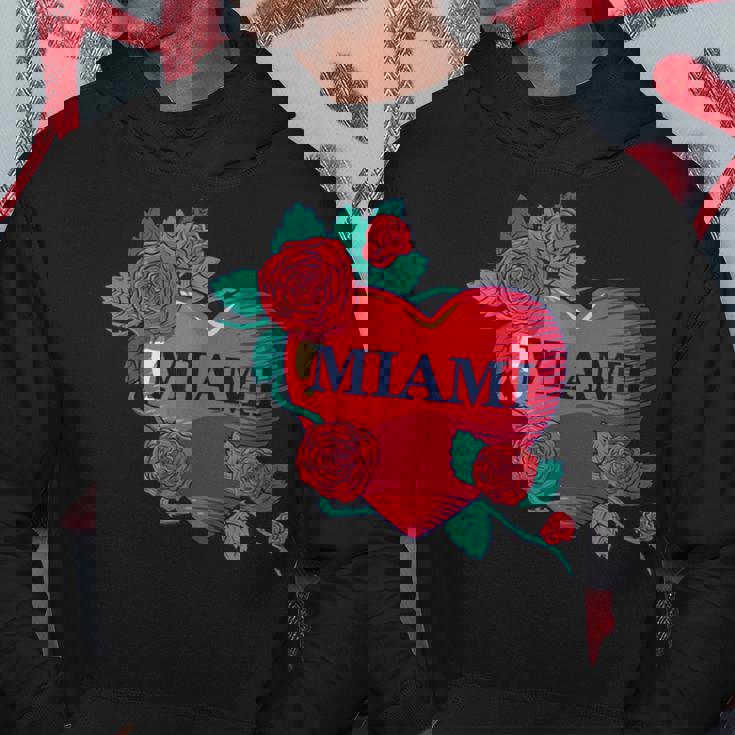 I Love Miami Miami Love Heart & Roses Illustration Graphic パーカー 面白い贈り物