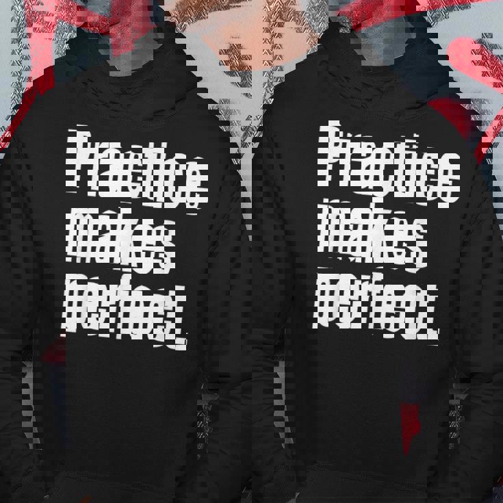 Practice Makes Perfect 継続は力なり 英語 文字入り 格言 黒 他カラー メンズ レディース パーカー 面白い贈り物