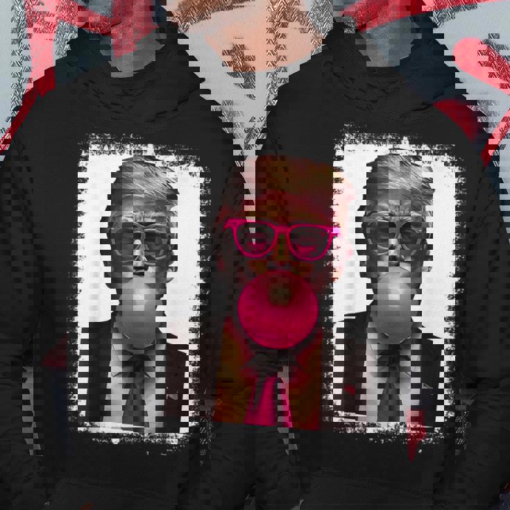 Pro Trump Bubble Gum Pink Glasses Donald Trump パーカー 面白い贈り物