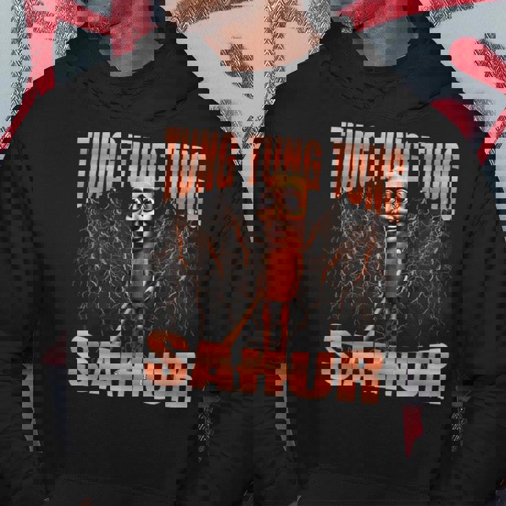 Tung Tung Tungahur 海賊版ブレインロットイタリアンブレインロットミーム パーカー 面白い贈り物