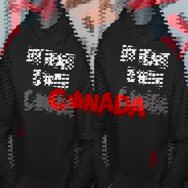 「My Heart Is With Canada」 – カナダ人と強く立つ パーカー 面白い贈り物