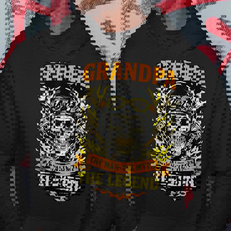 おじいちゃん ザ・マン 神話 おじいちゃんバイクの伝説 パーカー 面白い贈り物