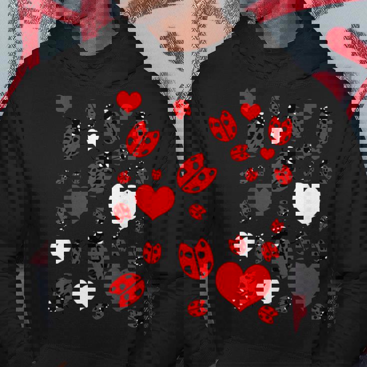 かわいいてんとう虫とハートのてんとう虫柄 パーカー 面白い贈り物