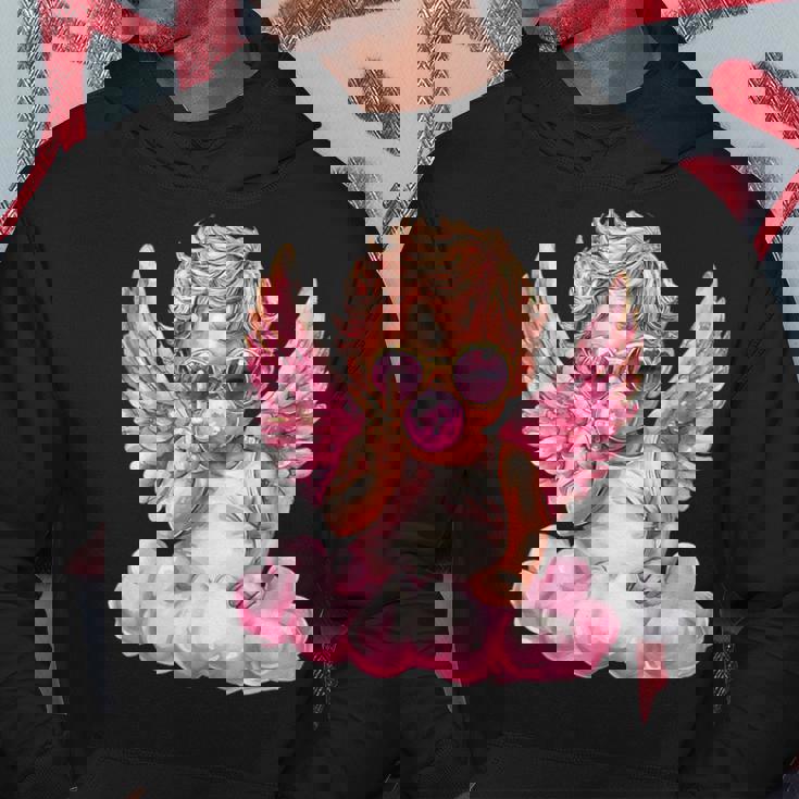 かわいいキューピッド吹くバブルガムサングラスバレンタインデー。 パーカー 面白い贈り物