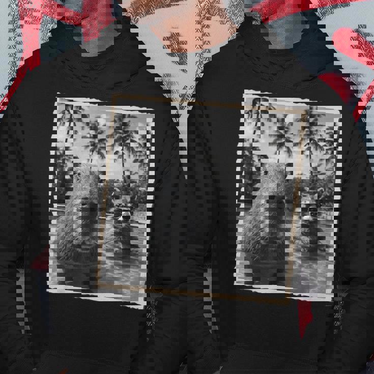 アライグマとカピバラ自撮り パーカー 面白い贈り物