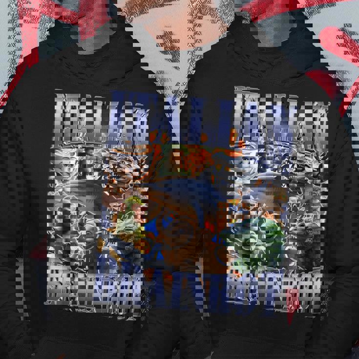 イタリア Brainrot 面白い トラララ クロコディロ ミーム ジョーク ブーツレッグ パーカー 面白い贈り物