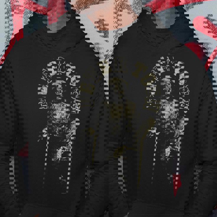 キム・ゴットレイブ・ウォーカーによる椅子に座るピーター・トッシュの写真 パーカー 面白い贈り物