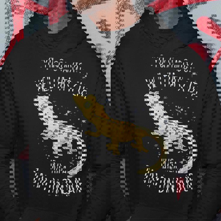 クレステッドゲッコ 小さな恐竜 トカゲ 爬虫類 ペット ハーレクイン パーカー 面白い贈り物