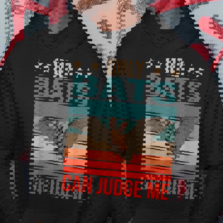 コウモリは私を判断できる 吸血コウモリ コウモリ パーカー 面白い贈り物