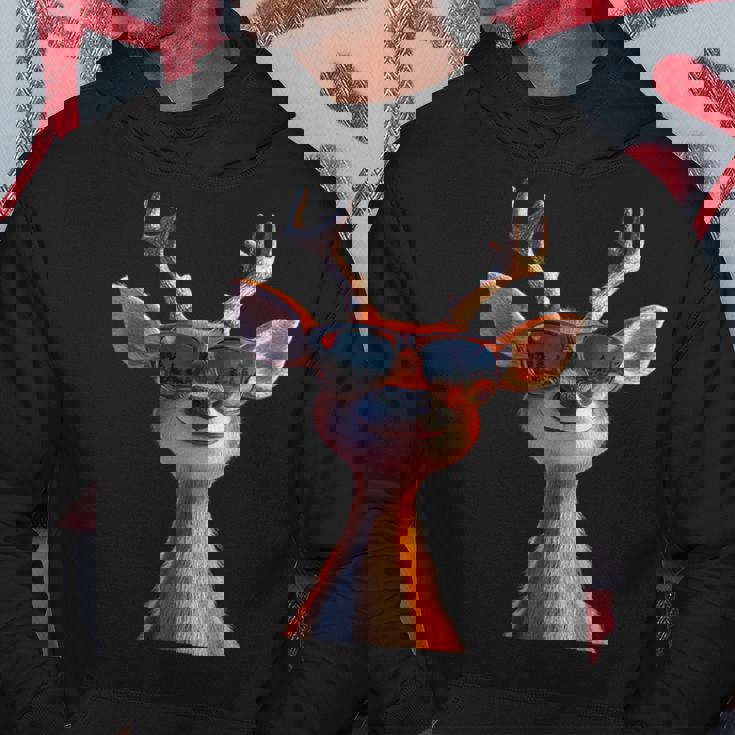 サングラスの角を持つ雄鹿狩猟鹿トナカイ赤鹿 パーカー 面白い贈り物