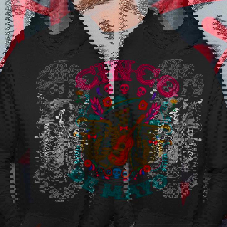 シンコ・デ・マヨ ギターを弾く骸骨 メキシコ・フィエスタ パーカー 面白い贈り物