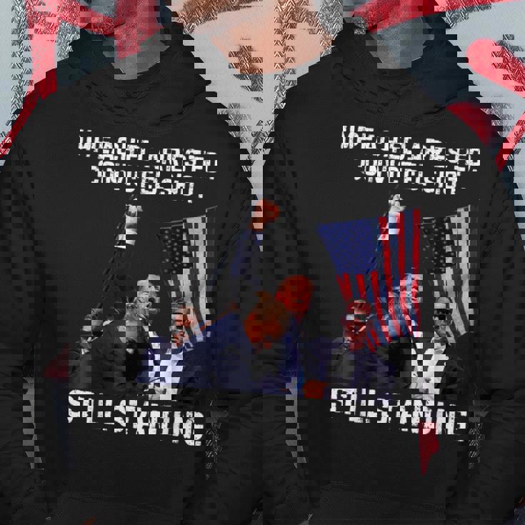 スティル・スタンディング・トランプ 2024 暗殺未遂 パーカー 面白い贈り物