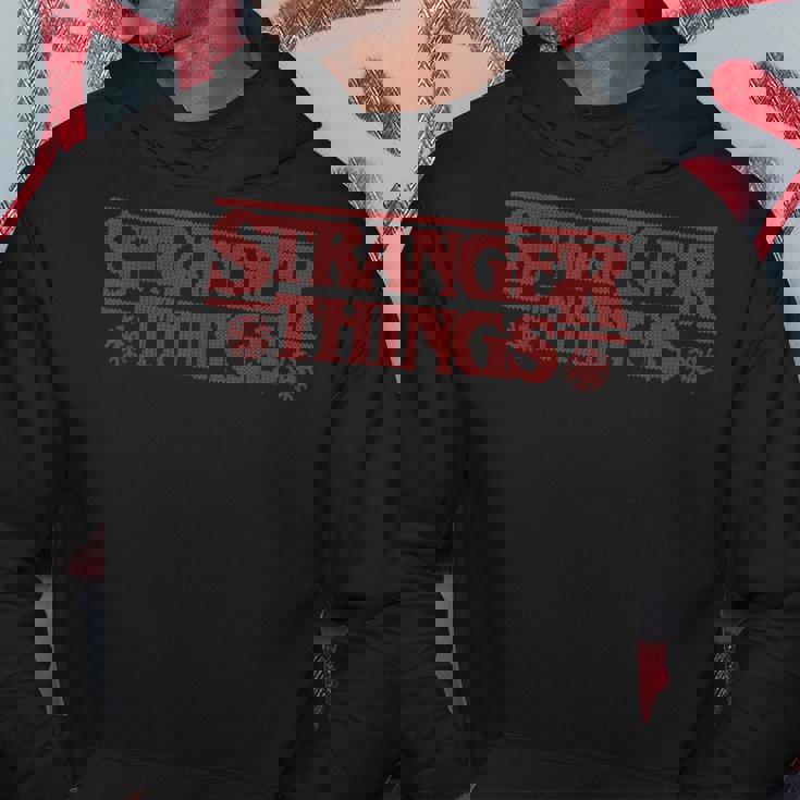 ストレンジャー・シングス クリスマスロゴ アグリークリスマス スノーフレーク柄 パーカー 面白い贈り物