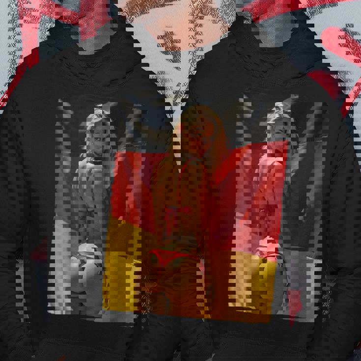 セクシーガールグラフィックtシャツ 「セクシーピンナップガール&ドイツ国旗」 パーカー 面白い贈り物