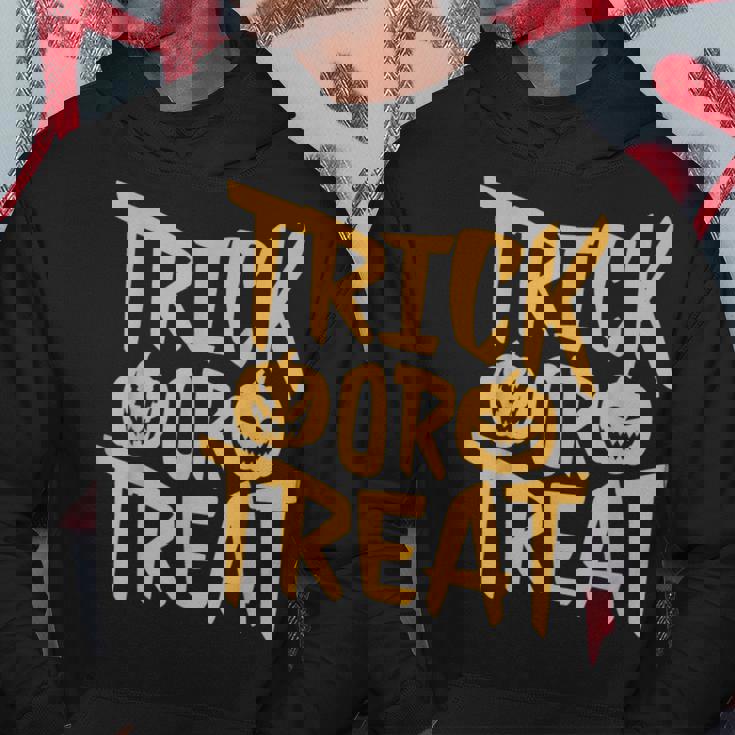 トリックオアトリートパンプキンフェイスハロウィングラフィック。 パーカー 面白い贈り物